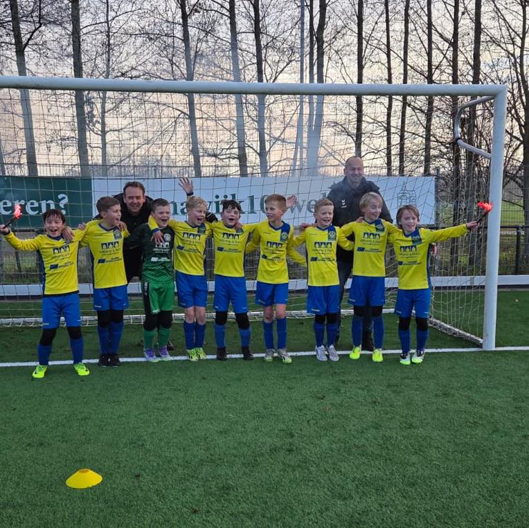 Hatto-Heim JO11-1 kampioen! (2e fase)  🏆💛💙