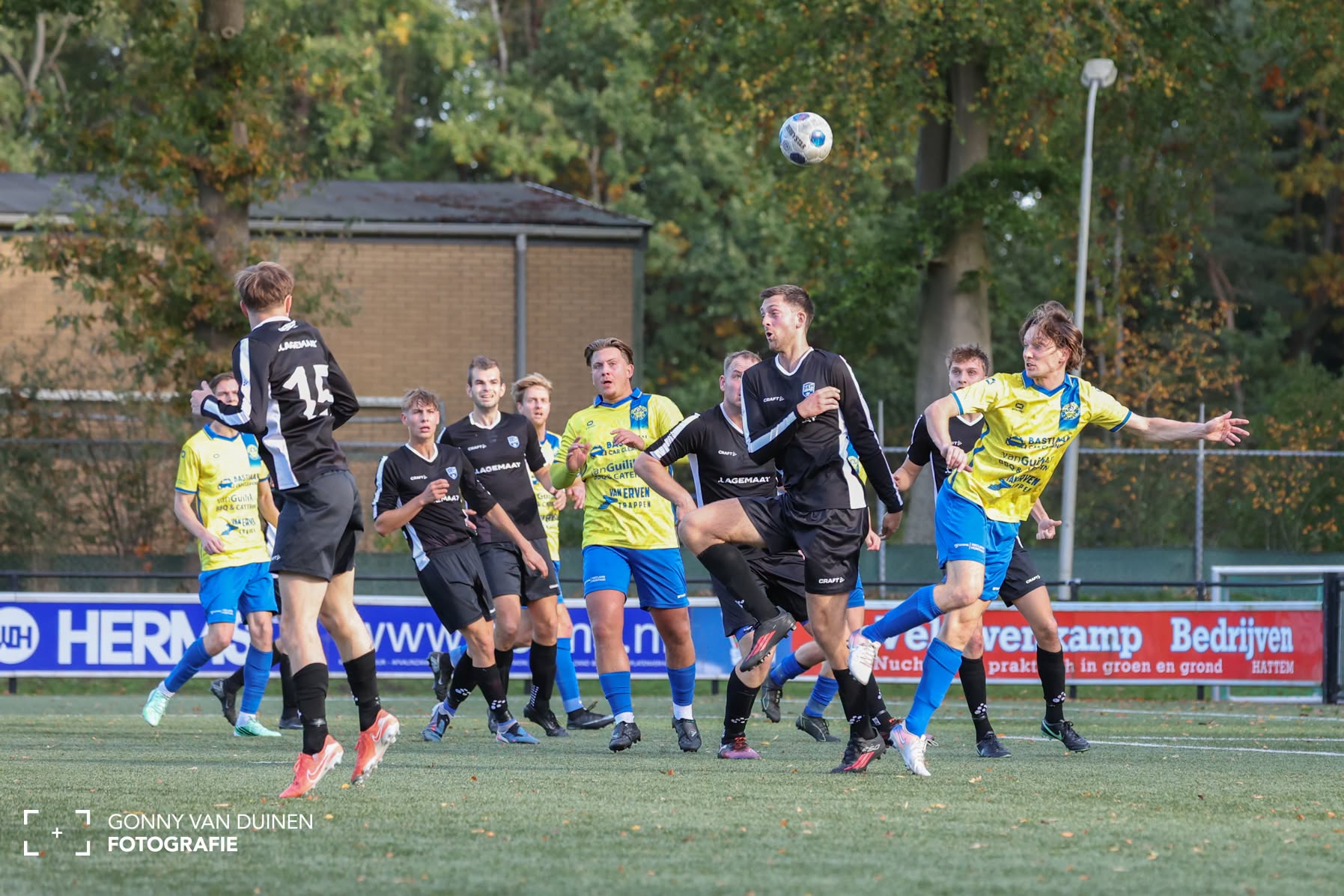 s.v. Hatto-Heim en SEH delen de punten in spannende streekderby