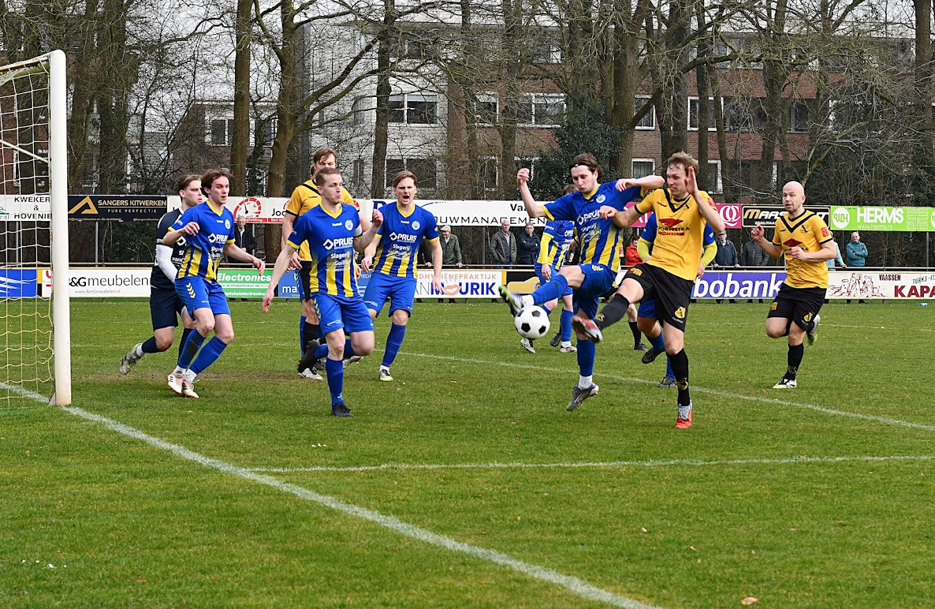 Topper in de derde klasse N levert driepunter op voor s.v. Hatto-Heim.