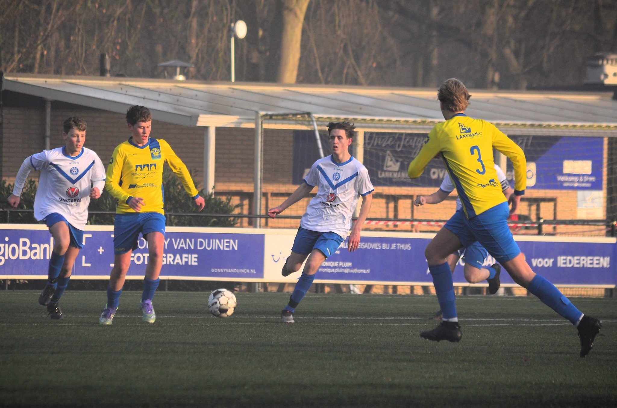 Hatto-Heim JO19-2 in januari; van sneeuwpret tot bekerpijn