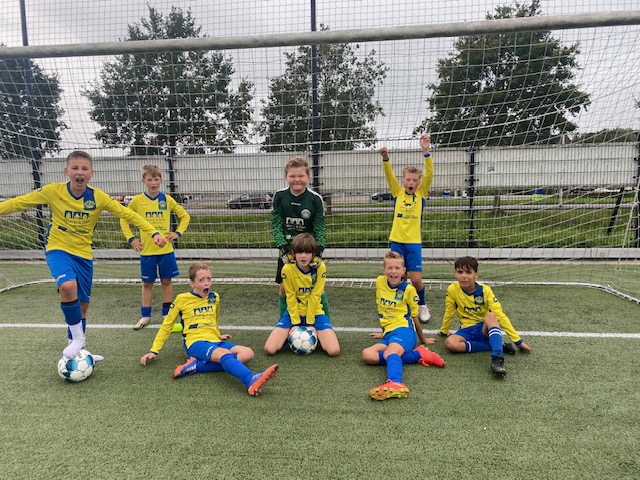 Wedstrijd WVF O12-7 - Hatto Heim O12-3